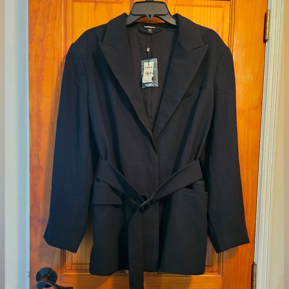 EXPRESS Black Blazer Jacket Belt Snap XL / 16 NWT - Picture 1 of 9